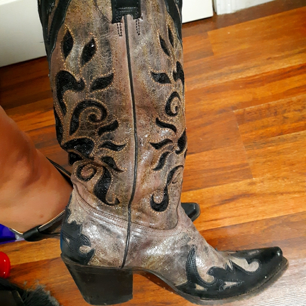 Womens corral boots from buckle
